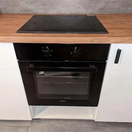 Cleo - 7places, Parking, Tram L2 Au Pied, 6min Gare St Roch, 4e Etage Apartment *